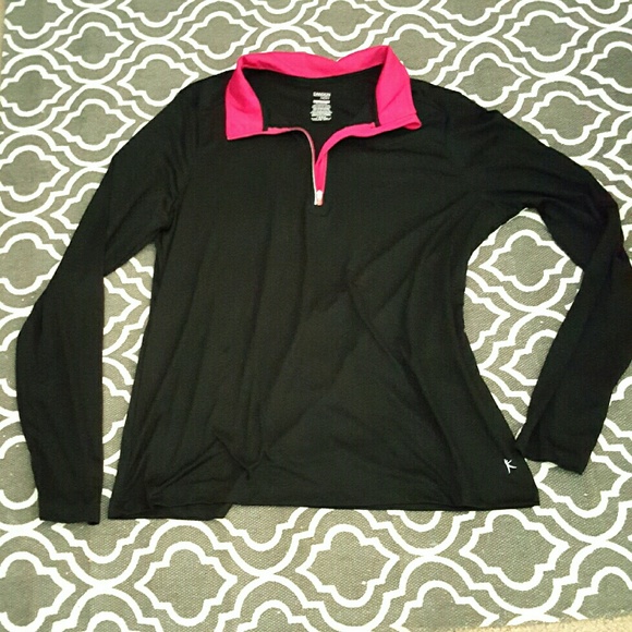 SOLD.        New Danskin Now long sleeve