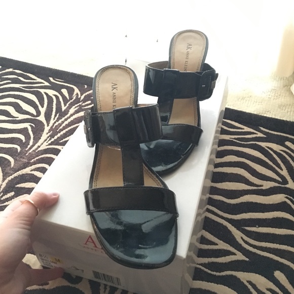 Anne Klein heels - Picture 2 of 3