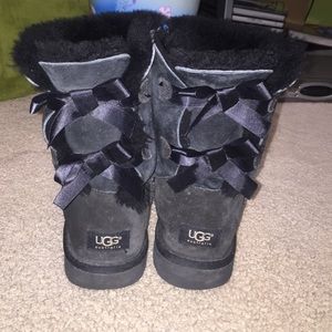 Black Bailey Bow Uggs
