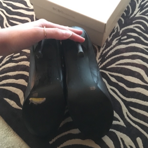 BCBG black booties - Picture 3 of 3