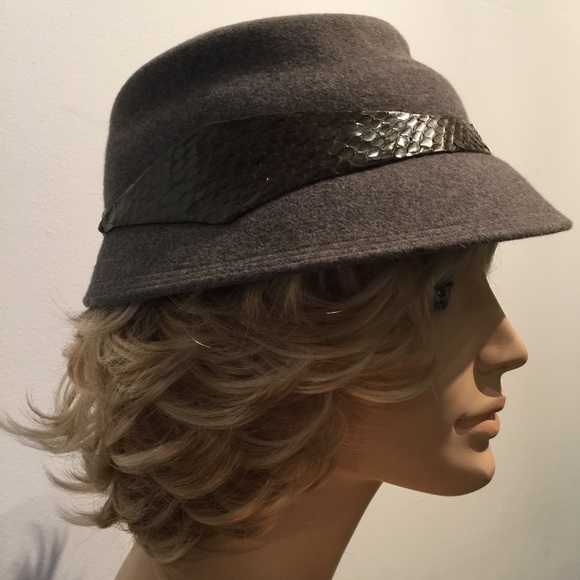 Vintage hat - Picture 2 of 2