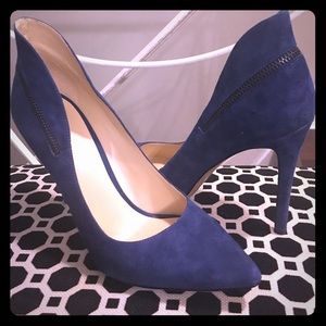 Nine West Suede pointed toe pumps