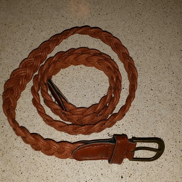 Cute accent belt for lose dress or tee - Picture 2 of 3