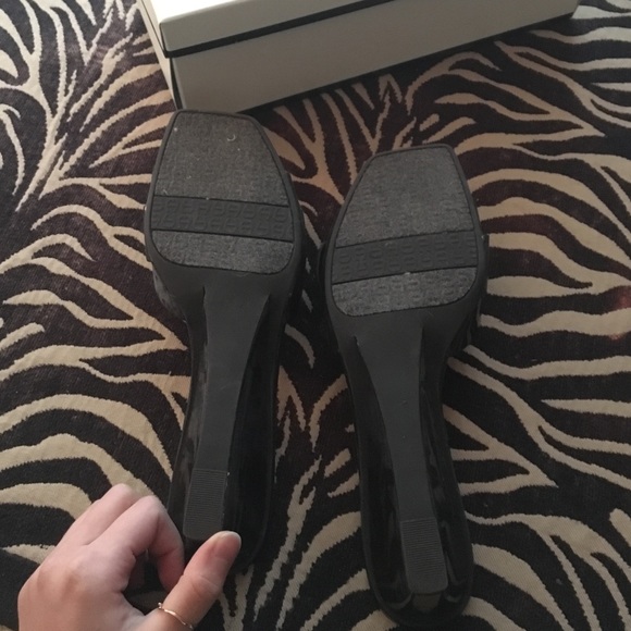 Etienne Aigner short heeled shoes - Picture 4 of 4