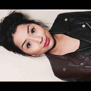 Meet your Posher, Celina