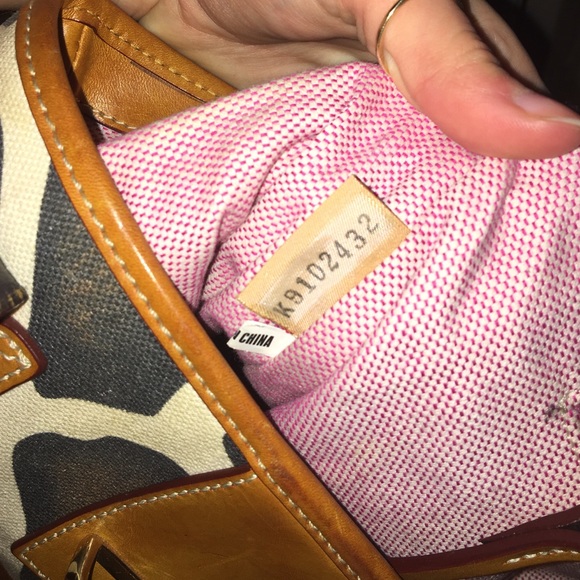 Dooney and Bourke Bag - Picture 4 of 4