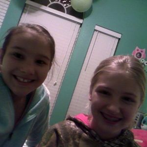 Meet your Posher, Ariel