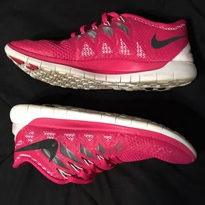 Worn once 5.0 nikes! Perfect condition🙂