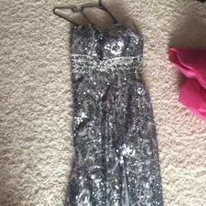 Sparkly grey strapless prom dress