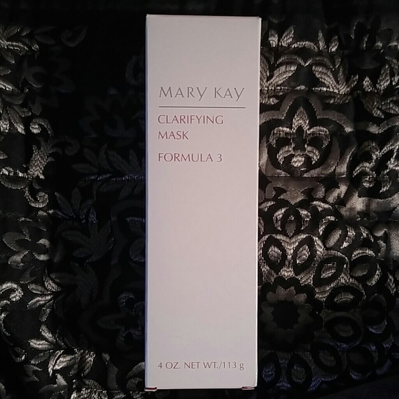 Mary Kay Clarifying Mask - Picture 1 of 1