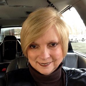 Meet your Posher, Joyce