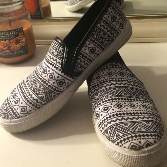 Aztec Print Slip on Sneakers