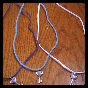 Love necklace. Cute necklace for a great cause!⬇️