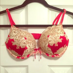 Victoria's Secret Very Sexy Plunge Bra