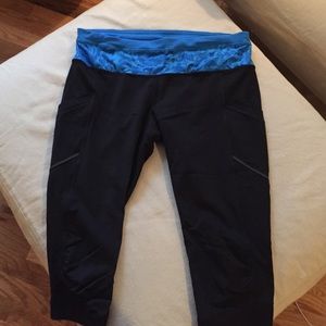 Lululemon capris size 10