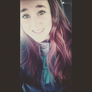 Meet your Posher, Deveney