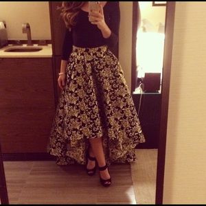 Gorgeous skirt!!