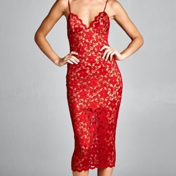 Sexy fitted lace dress - Picture 2 of 3