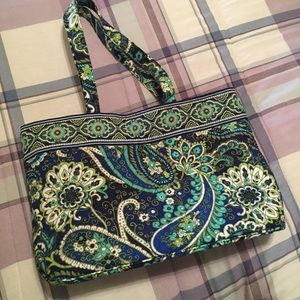 Vera Bradley tote in Rhythm & Blues