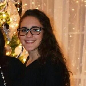 Meet your Posher, Abigail