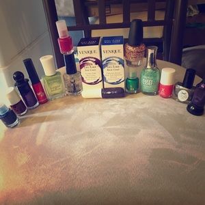 16 Brand New Nail Polish Lot Never Used Salon Q.💅