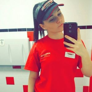 Meet your Posher, Alexus