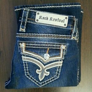 NWOT ROCK REVIVAL 26x32 FABIOLA BOOT