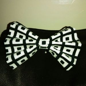 Bow tie