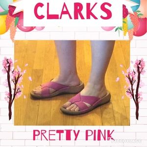 💕Clarks Pink Leather Sandals💕
