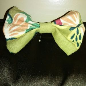 Bow tie