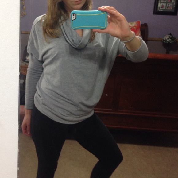 Old navy sweater
