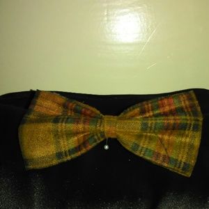 Bow tie
