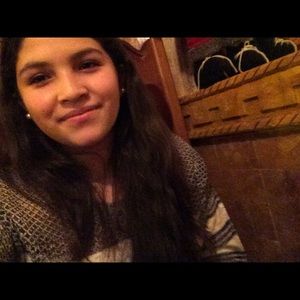 Meet your Posher, Isabela