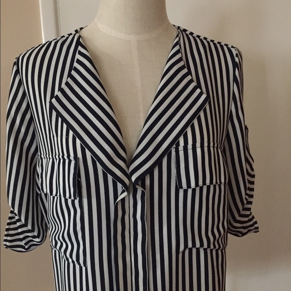 Top - Picture 3 of 4