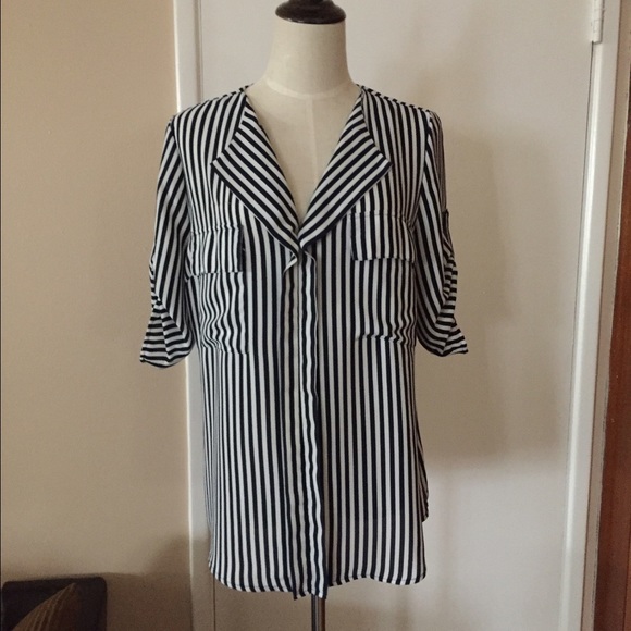 Top - Picture 4 of 4