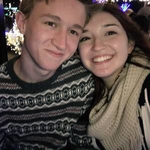 Meet your Posher, Leah