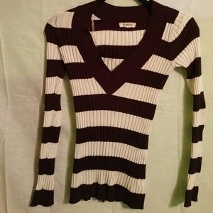 Long sleeve, VNeck, Striped Sweater