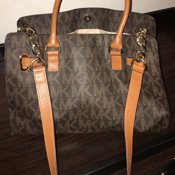 Purse - Picture 3 of 4