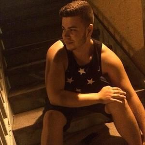 Meet your Posher, Omar