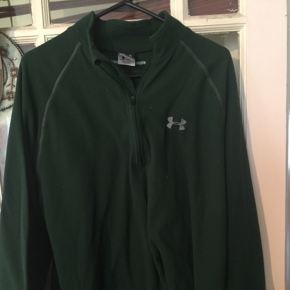 Green pull over