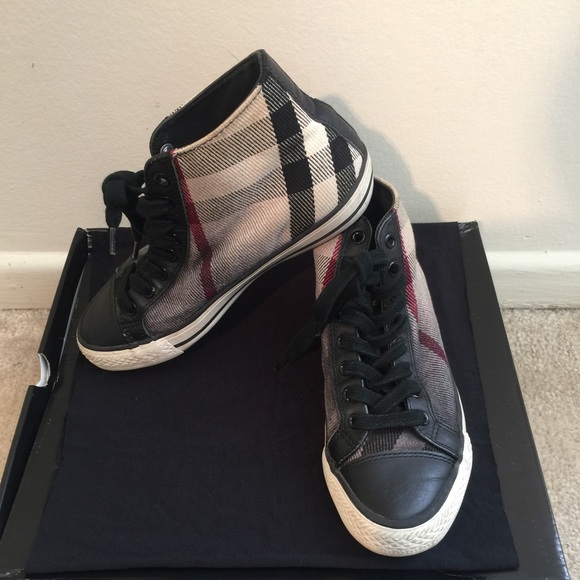 Burberry shoes