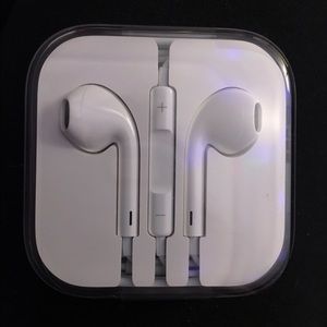 Apple head phones