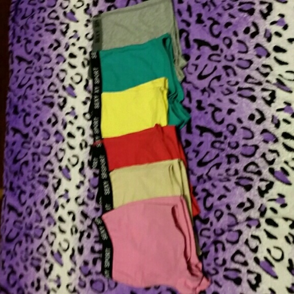 ONE DAY SALE6 pairs of underware