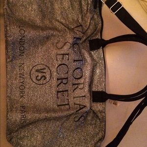 Victoria secret duffle bag
