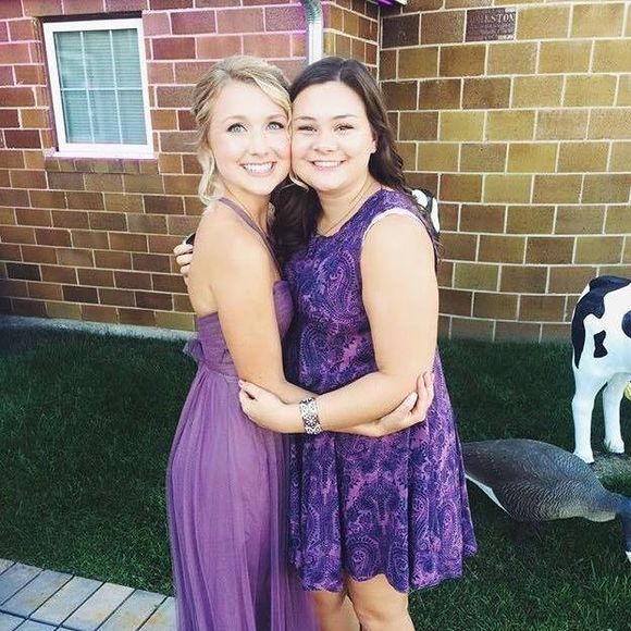 Meet your Posher, Mikala - Picture 1 of 1