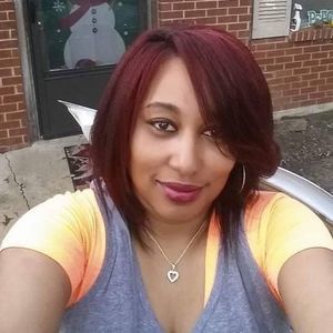 Meet your Posher, Angela