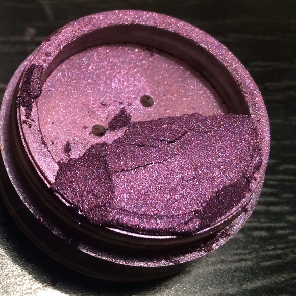 MAKEUP FOREVER EYESHADOW