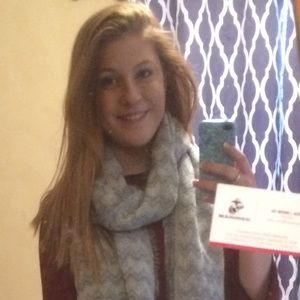 Meet your Posher, Shayna