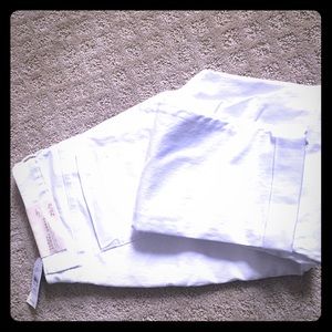 Brand new white ankle jeans
