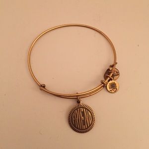 "Friend" Alex & Ani